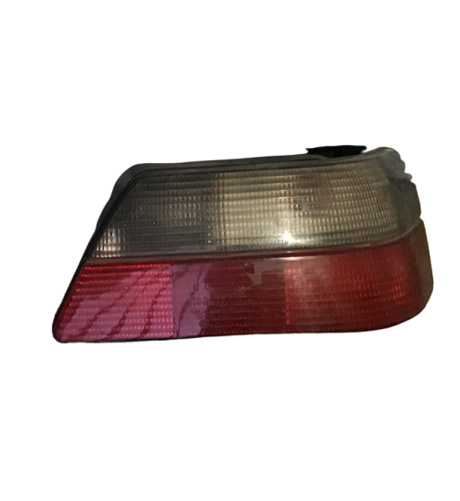 Feu Arrière Droit Peugeot 605 Année 1989-1999