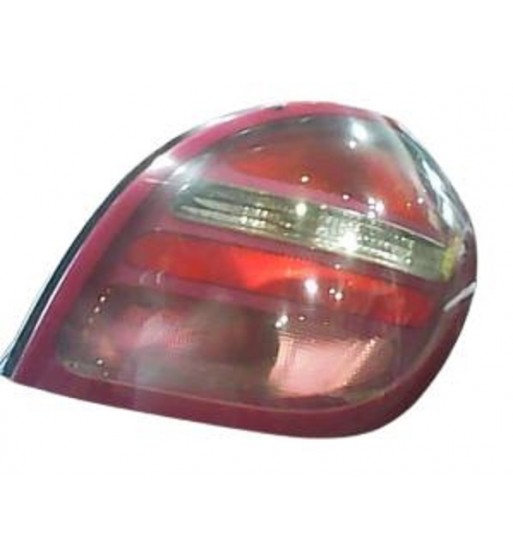 Luz Traseira Direita Nissan Almera Tino 1.8 Gasolina 114cv / 84kW QG18DE, Ano 2000 - 2006 Referência 26550BN010