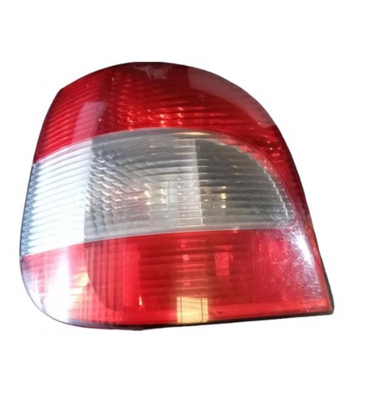 Feu arrière gauche Renault Scenic I 1.4 16V (JA0D, K4J 714 (1999-2002) référence OEM 8200073236