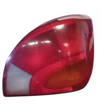 Feu arrière droit Ford Fiesta Mk4 1.8 DI Diesel 75hp / 55kW RTN, année de 2000 - 2002 référence OEM 1044154