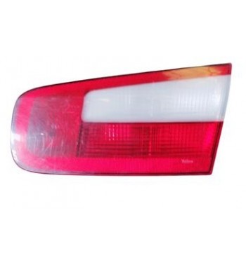 Luz Porta Traseira Direita Renault Laguna 2 1.9 dCi Anno dal 2001-2007 Referência 8200002476