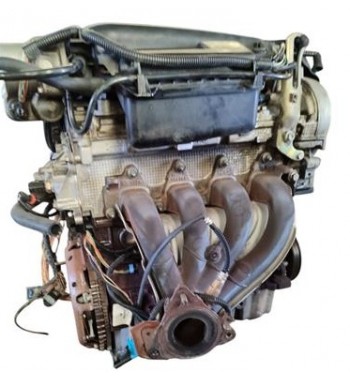 Motor completo Renault Megane 2 1.6 16V Gasolina 113cv / 83kW K4M 760, Ano de 2002 - 2008   17 / 5.000 Ferro-velho do Tony SL