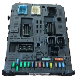 BSI Johnson Controls Peugeot 307 / Citroën C4 – Unidade de serviço inteligente  referências 28120836 / 28119248 / 2812019398.