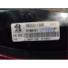Feu arrière de hayon Peugeot 3008 Mk1 1.2 essence 131 ch (HNY / EB2DTS) 2015‑2016 – Référence 9805511380 – Pièce d’origine Peuge