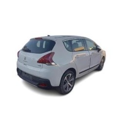 Farolim traseiro direito do porta da bagageira Peugeot 3008 Mk1 1.2 gasolina 131 CV (HNY / EB2DTS) 2015‑2016 – Referência 980551