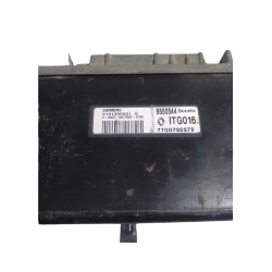 7700792379 Unidade de Controlo do Motor Siemens S110130050D1 • Renault Clio II Anos 2001–2005 • Referência 7700792379