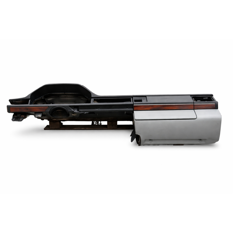 Tableau de bord complet d'origine pour Mercedes-Benz 190 (W201) 190D 2.0 moteur OM601.911.