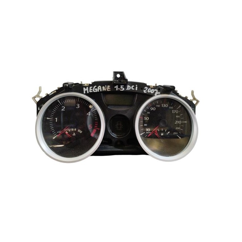 tableau de bord-renault-megane-2.15-dci-2007-compteur de vitesse.JPG
