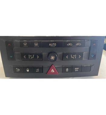 Comandos de Ar Condicionado Peugeot 407 Sedan 1.6 HDi 110 Diesel 109cv / 80kW 9HY (DV6TED4), ano de 2004 - 2010 Referência 96573